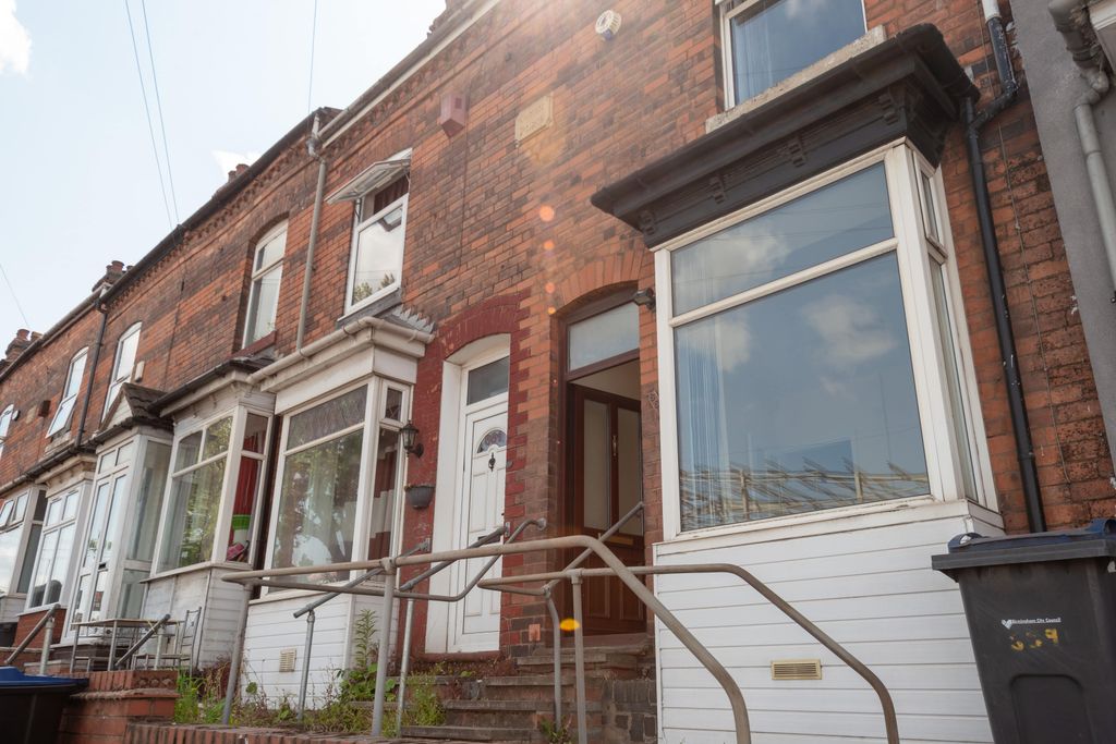 Property photo 1 of 43