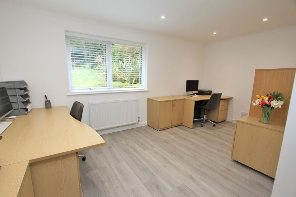 Additional image 13 of 4 bed detached house for saleLincoln Close, Eastbourne BN20