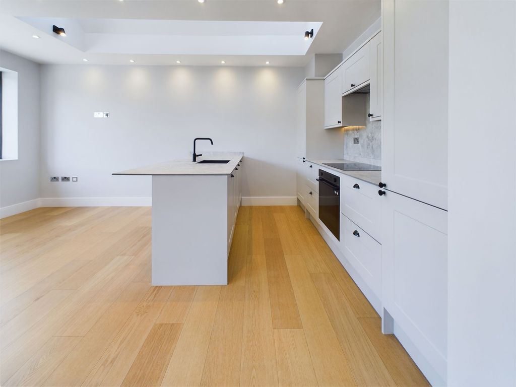 Property photo 1 of 13 Open Plan Kitchen