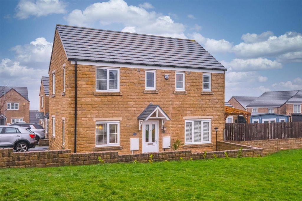 Property photo 1 of 24