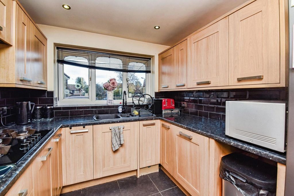 Property photo 2 of 22 Pbox-Img.Jpg