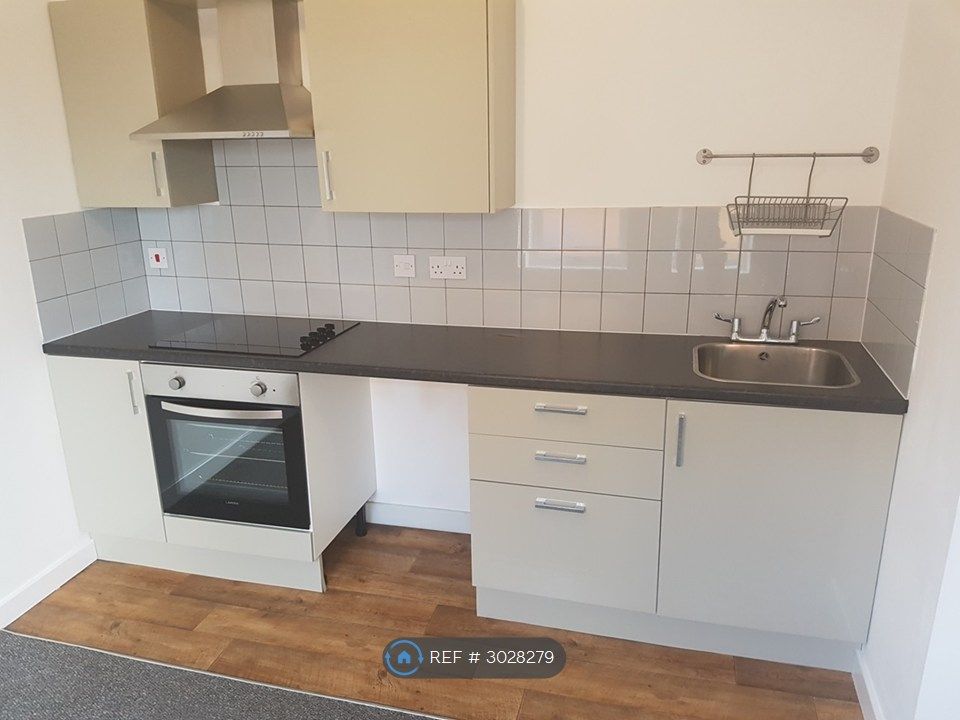 Property photo 1 of 14 Kitchen