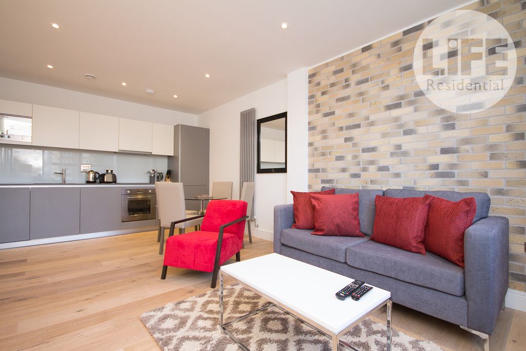 Property photo 2 of 7 Photo 6