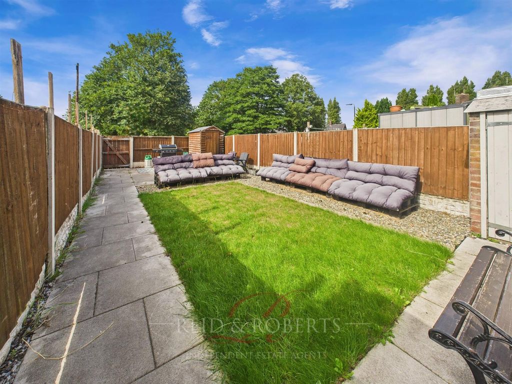 Property photo 3 of 10 Cam05148G0-Pr0042-Still023.Jpg