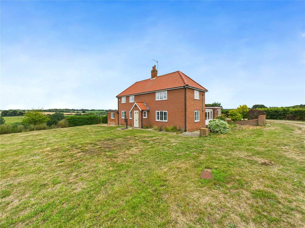 Property photo 3 of 35 Picture No. 28