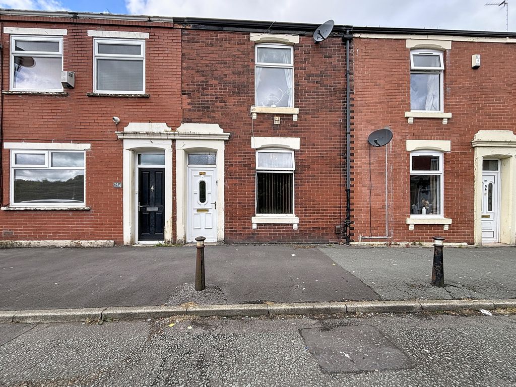 Property photo 1 of 13