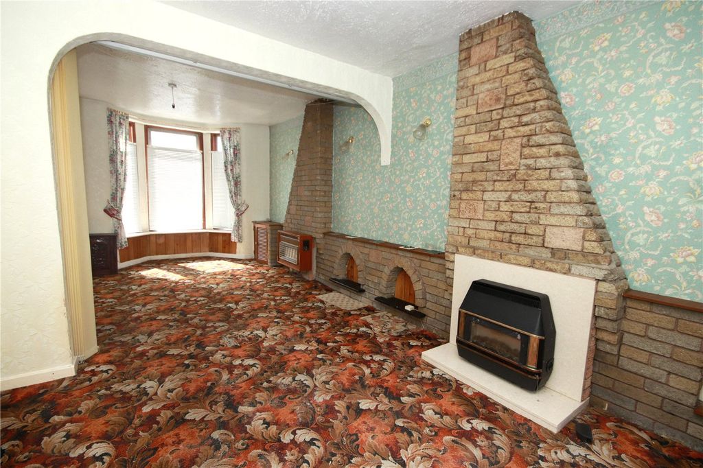 Property photo 2 of 16 Picture No. 03
