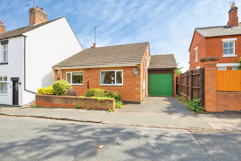 Property photo 1 of 12 Fs