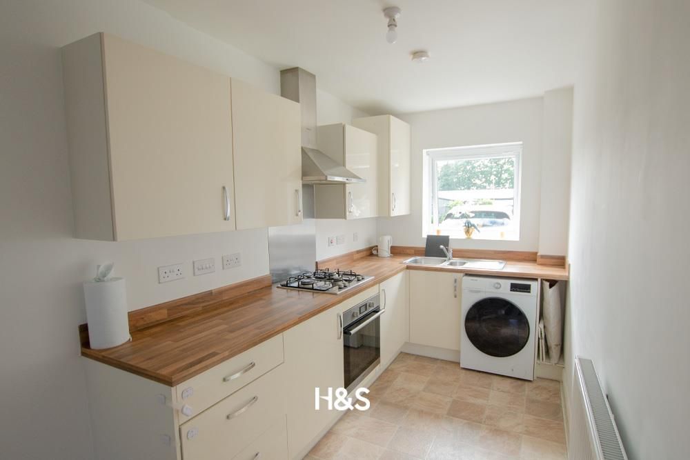 Property photo 3 of 9 24 Cadet Drive - Kitchen.Jpg