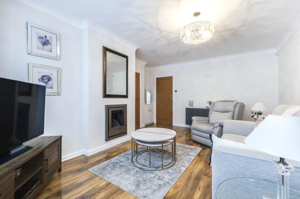 Property photo 3 of 11 Picture No. 04