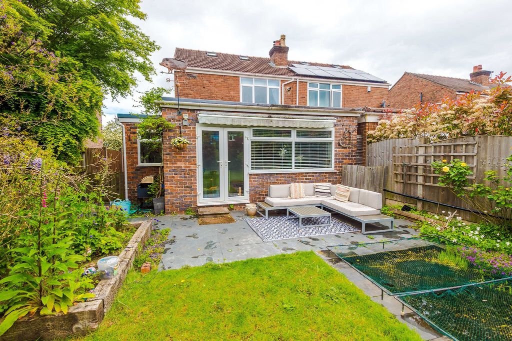 Additional image 27 of 3 bed semi-detached house for saleThelwall New Road, Thelwall WA4