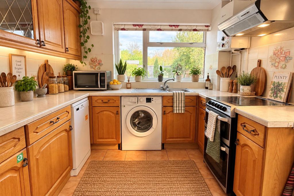 Property photo 3 of 12 Gardner Road (1)