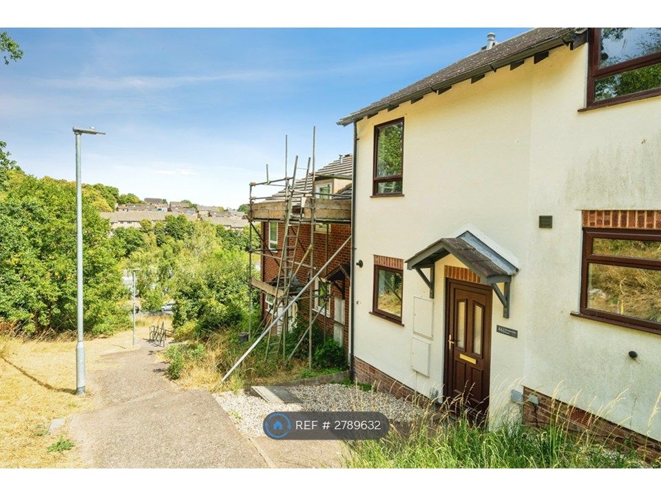 Property photo 2 of 20