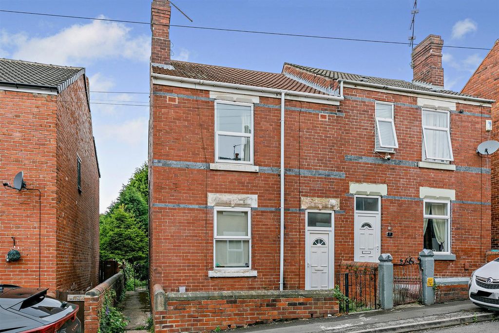 Property photo 1 of 10 8657709-Exterior01-800.Jpg