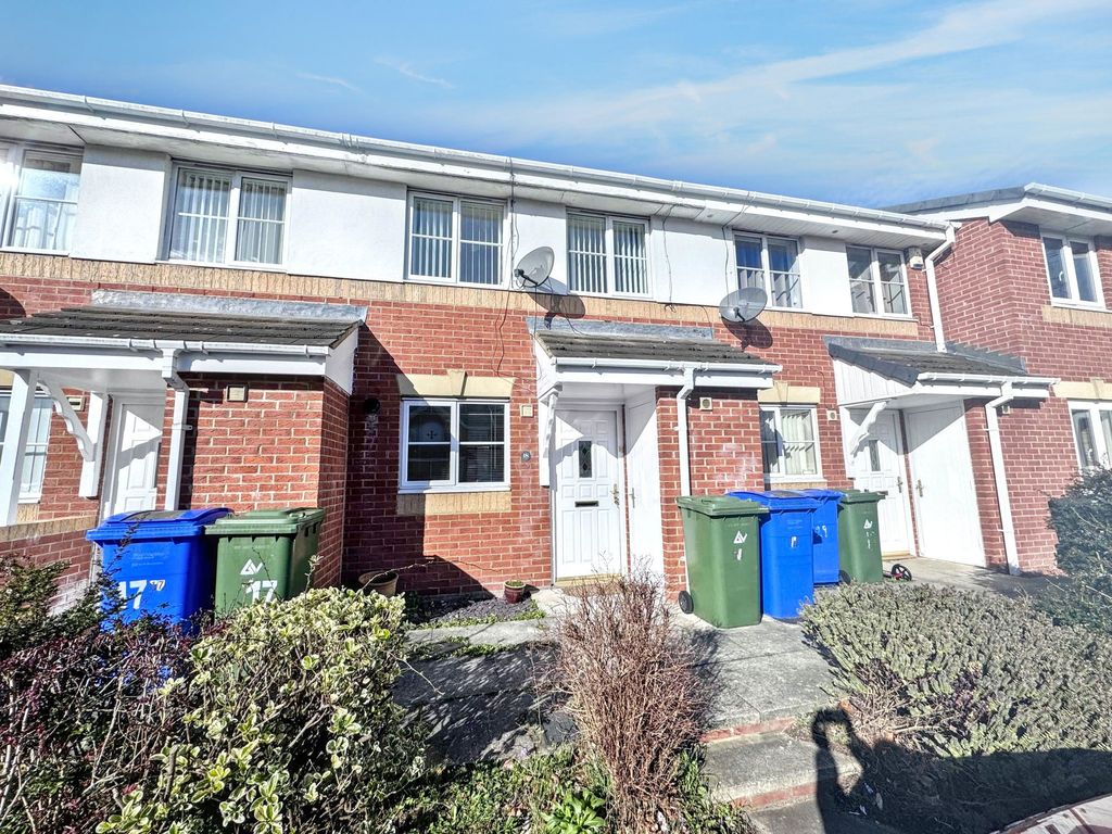 Property photo 2 of 17