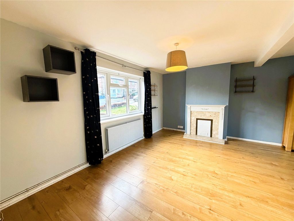 Property photo 2 of 15 Picture No. 19