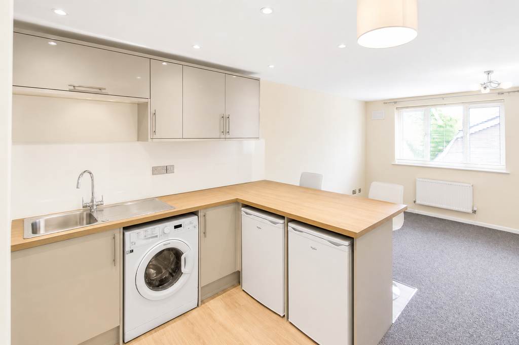 Property photo 3 of 6 Kitchen - Angle 3