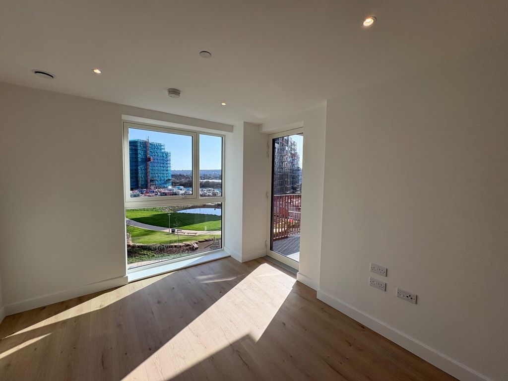 Property photo 3 of 7