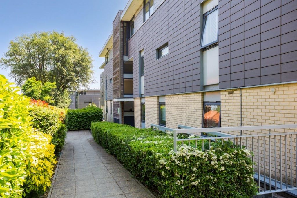 Property photo 2 of 5