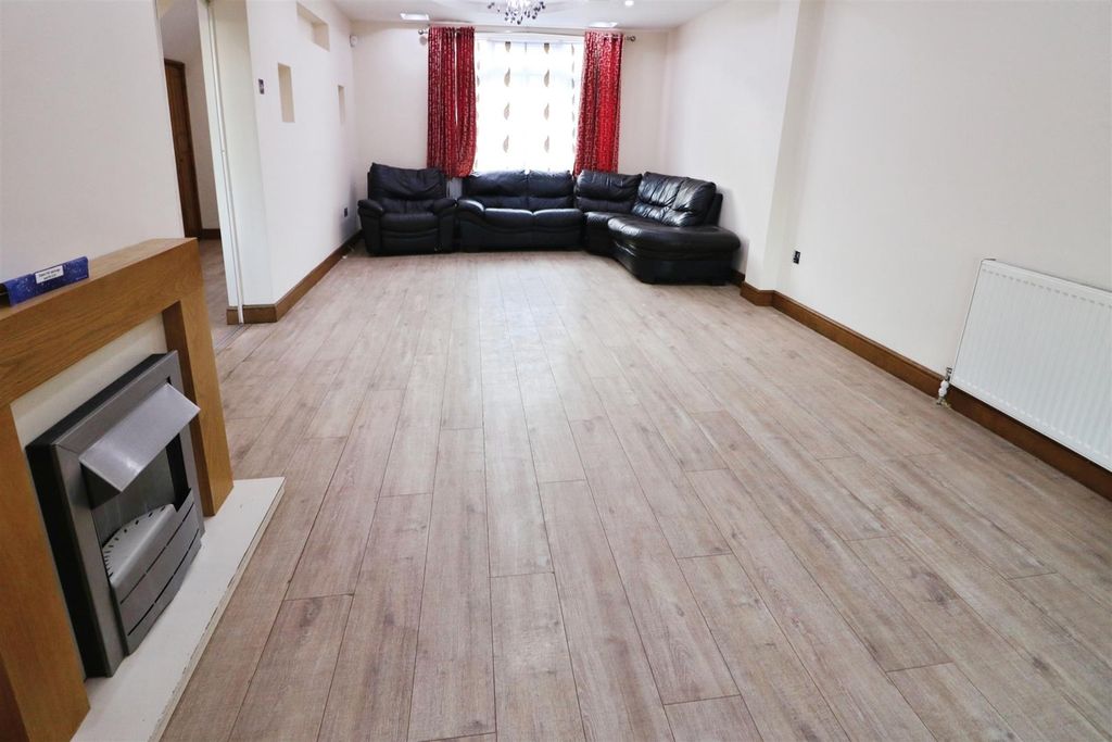 Property photo 2 of 16 0Df14544-Img_2381.Jpg