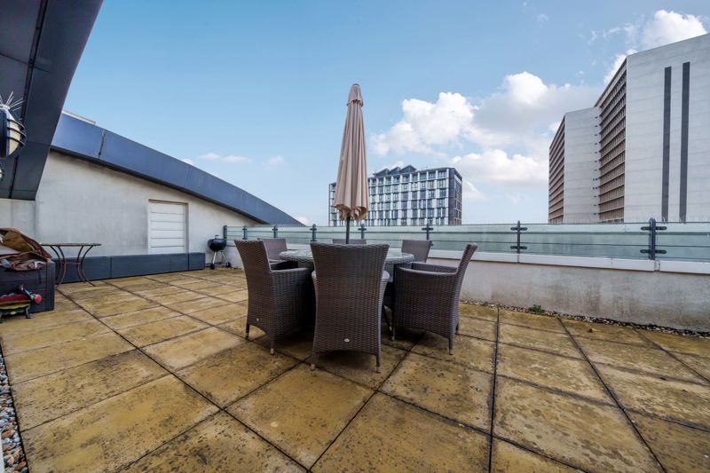 Additional image 11 of 2 bed flat for salePark Lane, Croydon CR0