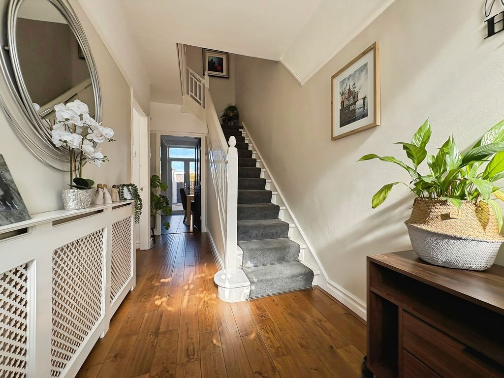 Property photo 2 of 13 Photo 7