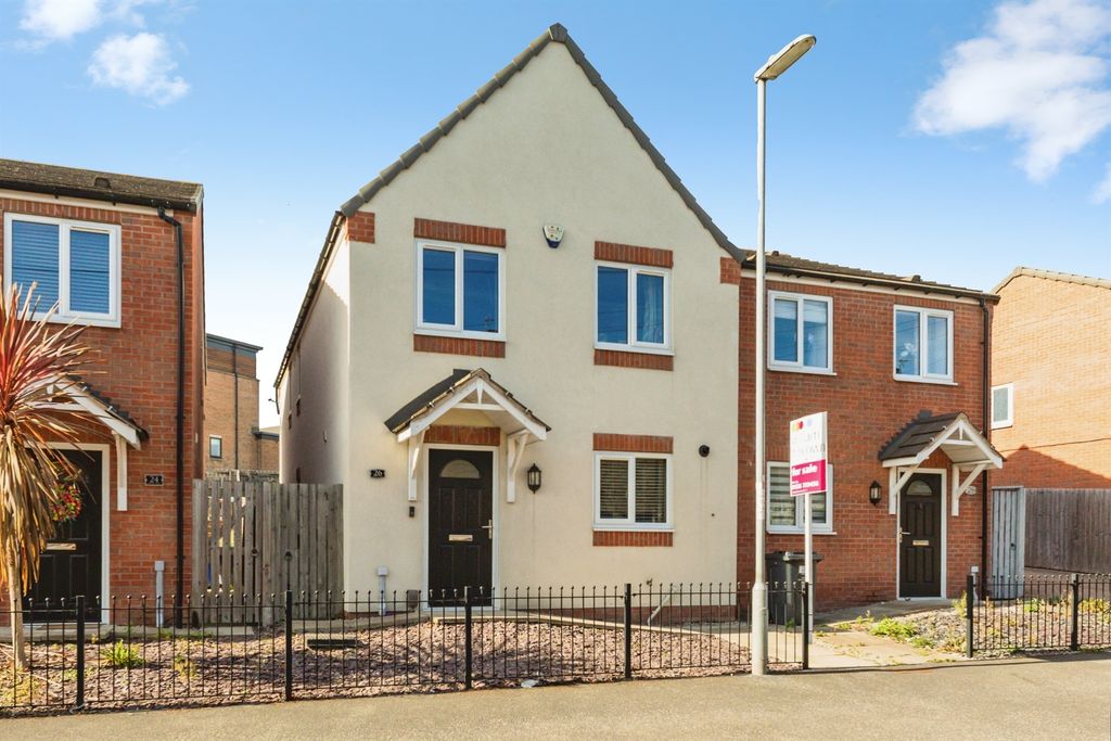 Property photo 1 of 24