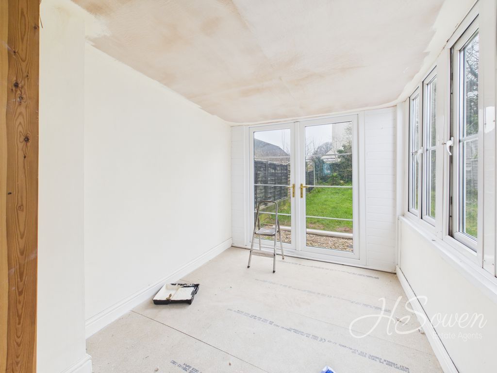 Property photo 2 of 11 Photo 2