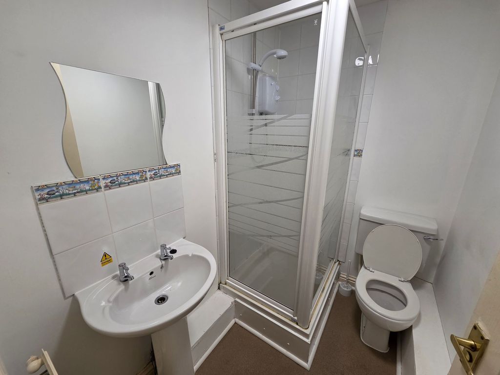 Property photo 3 of 3