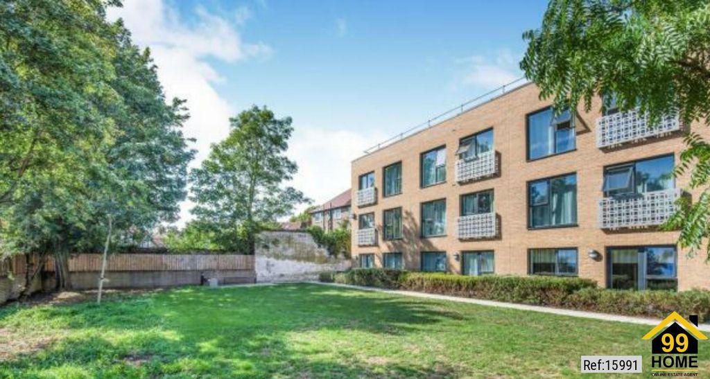 Property photo 1 of 7 Photo 0