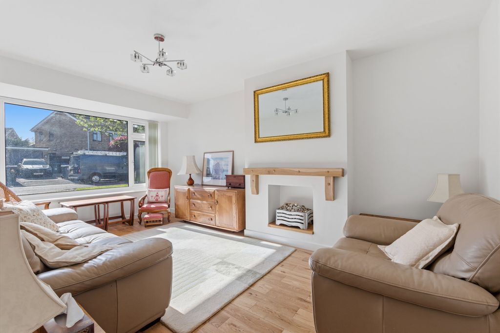 Property photo 3 of 20