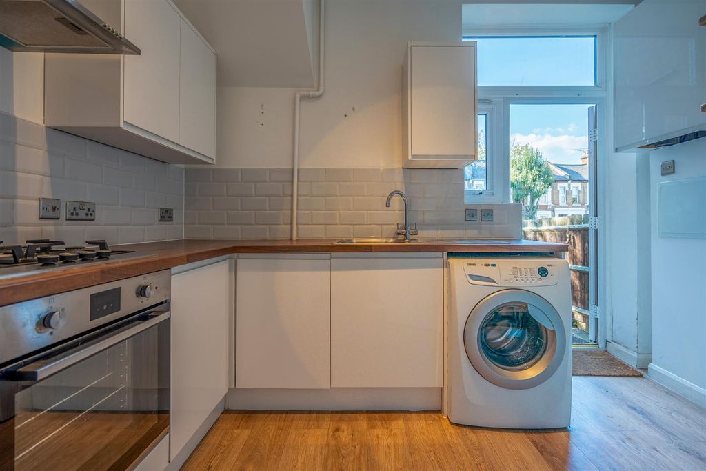 Property photo 3 of 12 Dsc07357-Hdr.Jpg