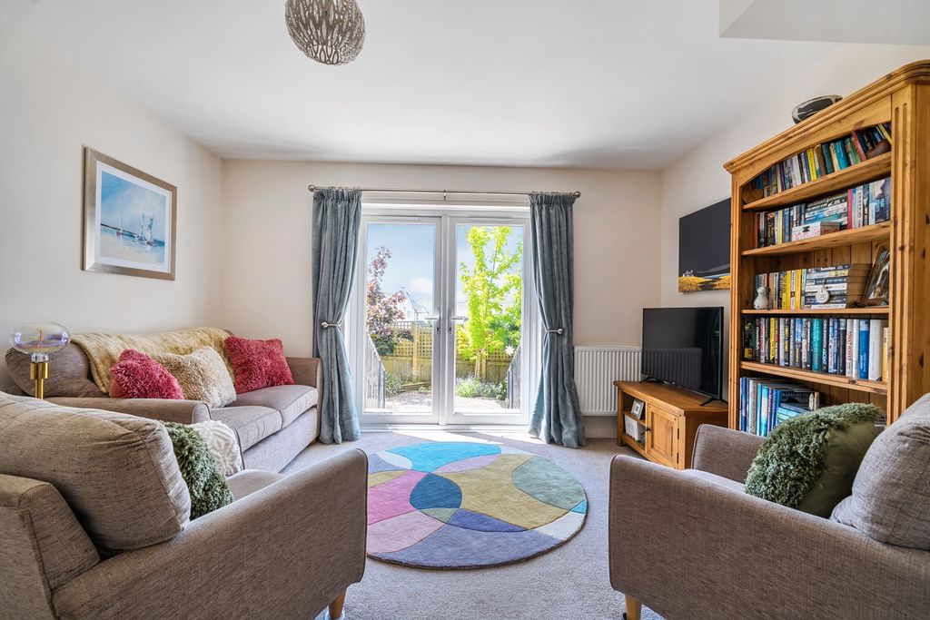 Property photo 3 of 20 1482058-10-6A3d4Bf021Fb6