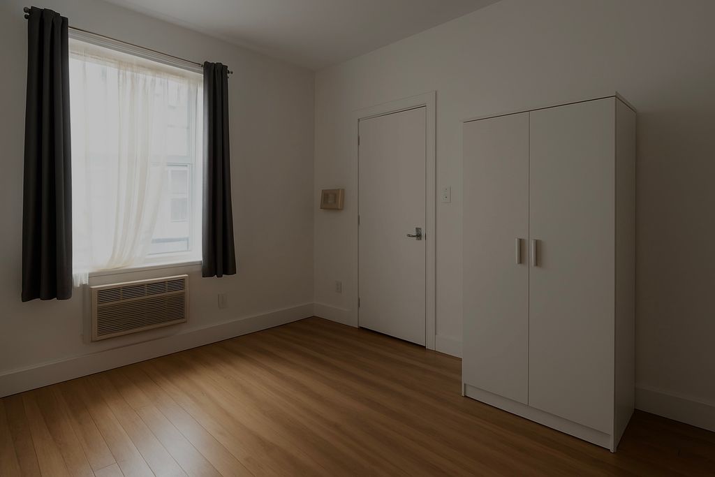 Property photo 1 of 3