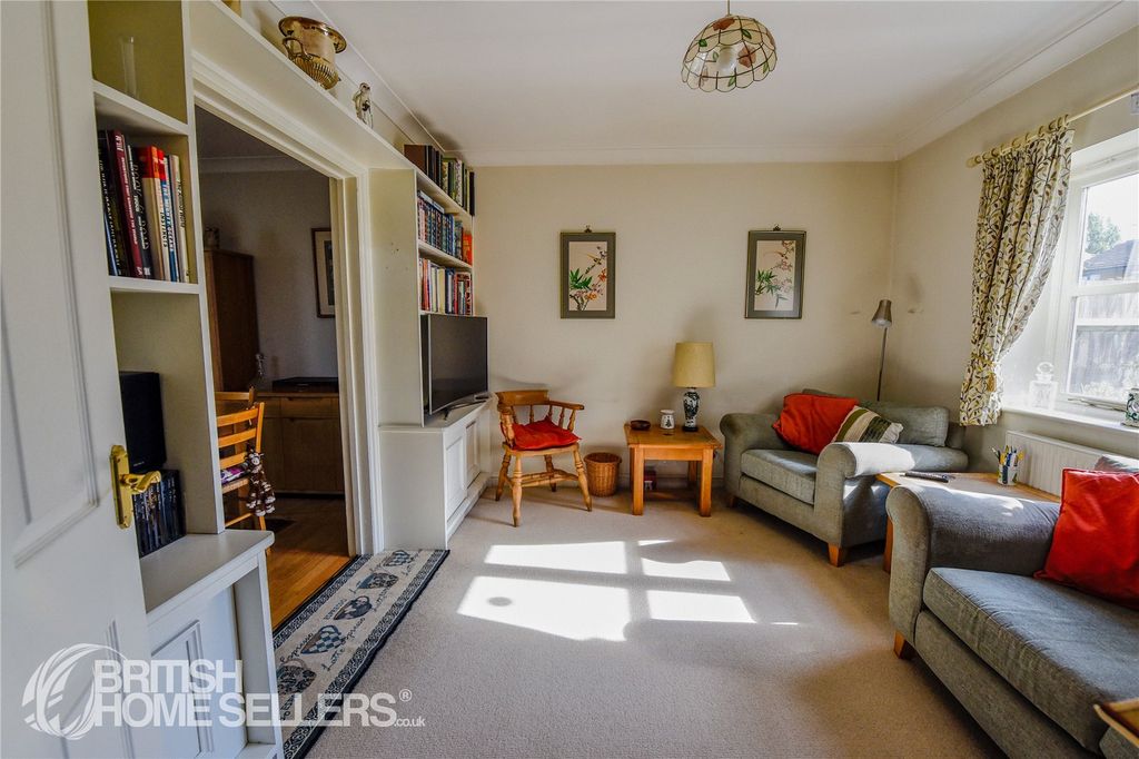 Property photo 2 of 15 2