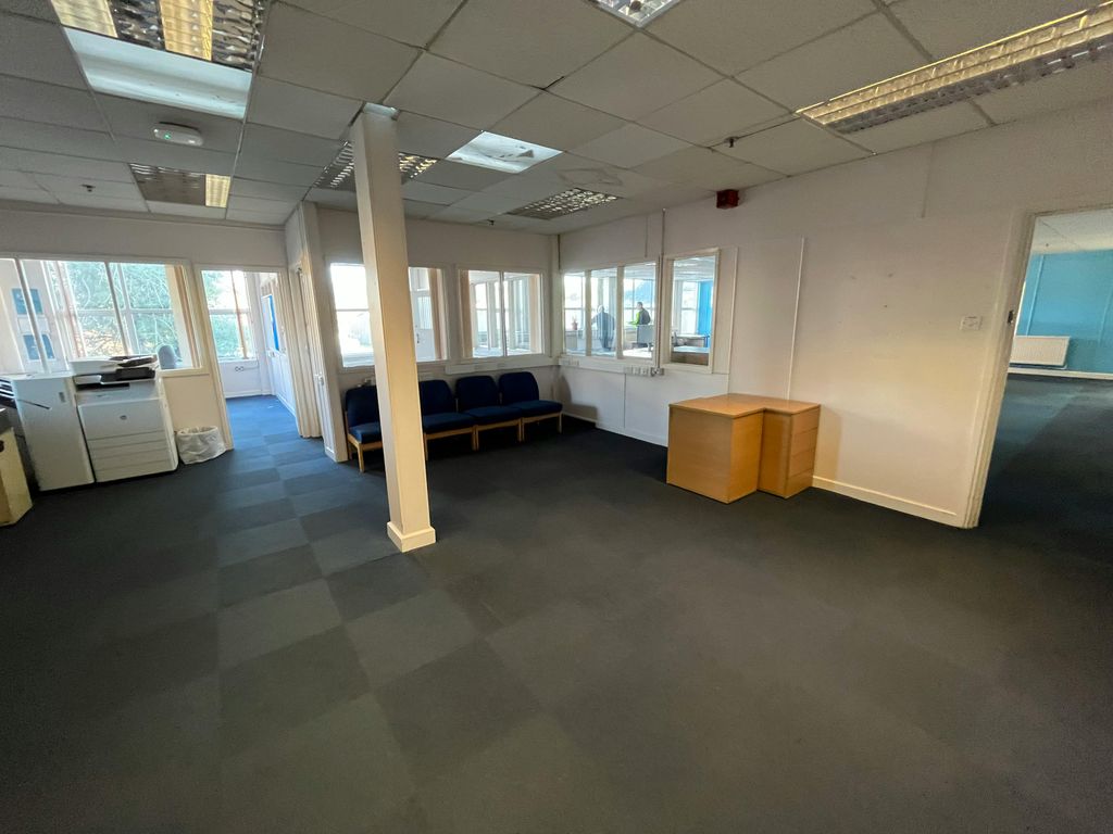 Property photo 2 of 8 Img_0489.Jpg