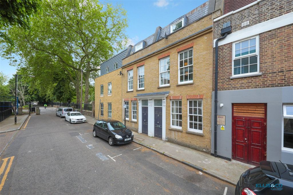 Property photo 1 of 21 Picture No. 27