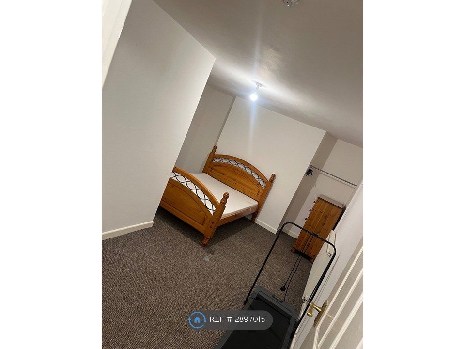 Property photo 2 of 3