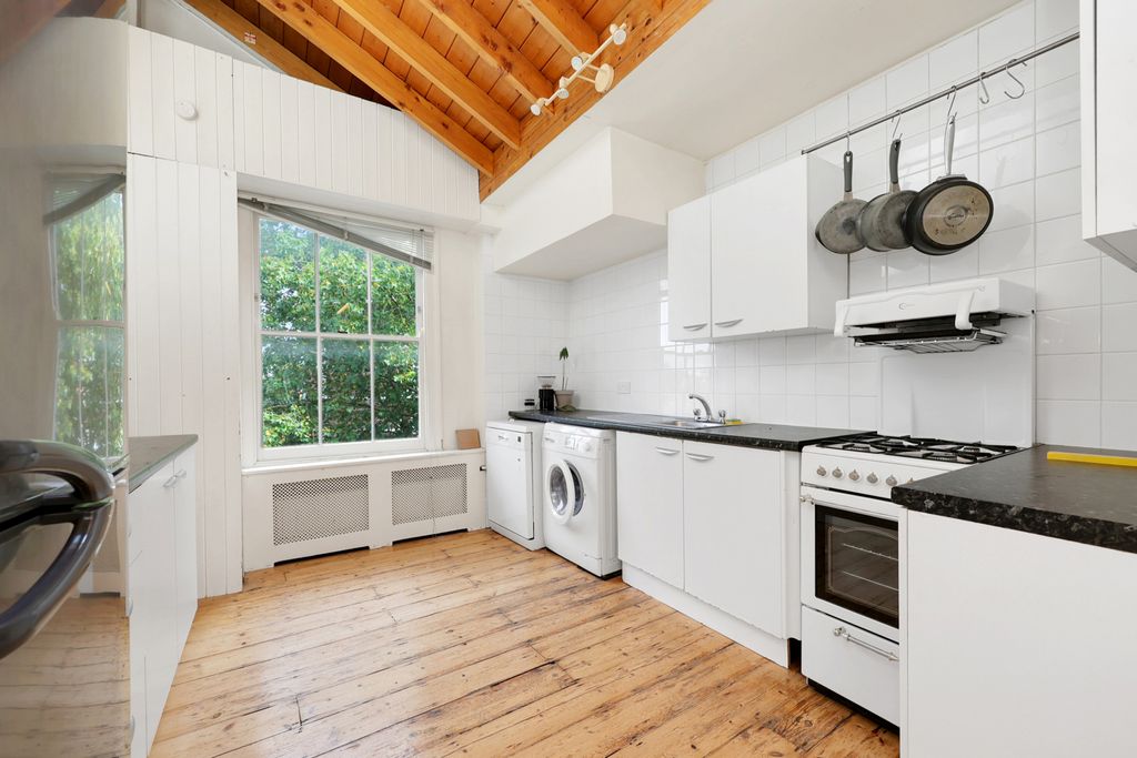 Property photo 1 of 15 Picture No. 03