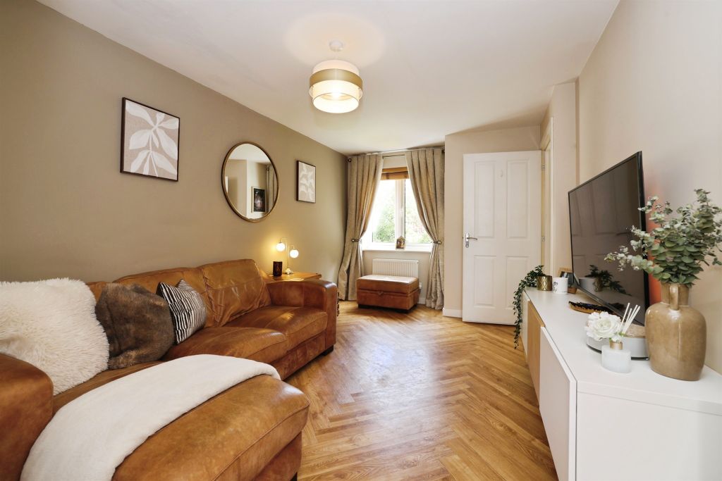 Property photo 3 of 19