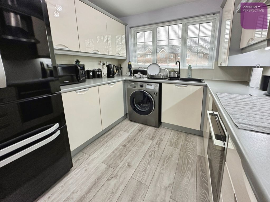 Property photo 3 of 13 Kitchen/Diner