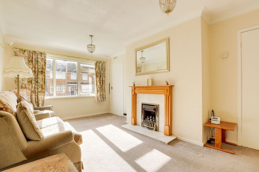 Property photo 2 of 15