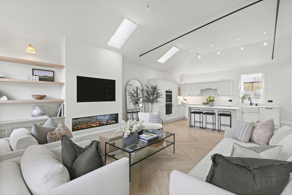 Property photo 1 of 35 3U3A6336.Jpg