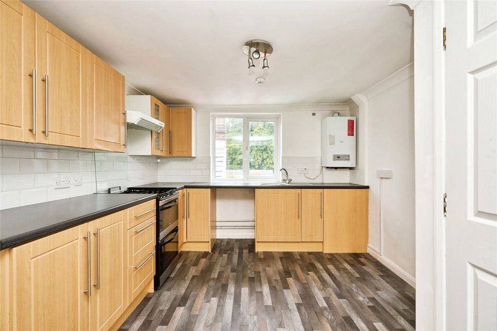 Property photo 2 of 14 Kitchen/Diner