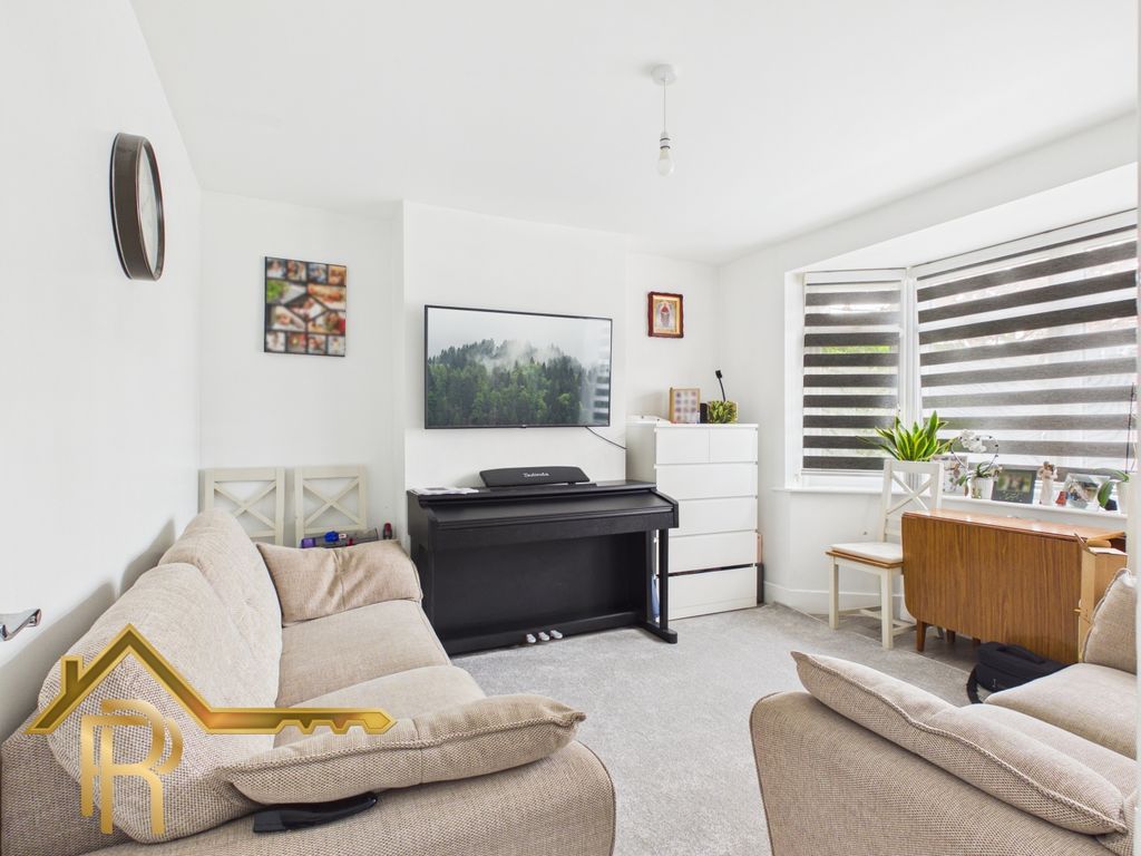 Property photo 1 of 18 Cam03016G0-Pr0085-Still001