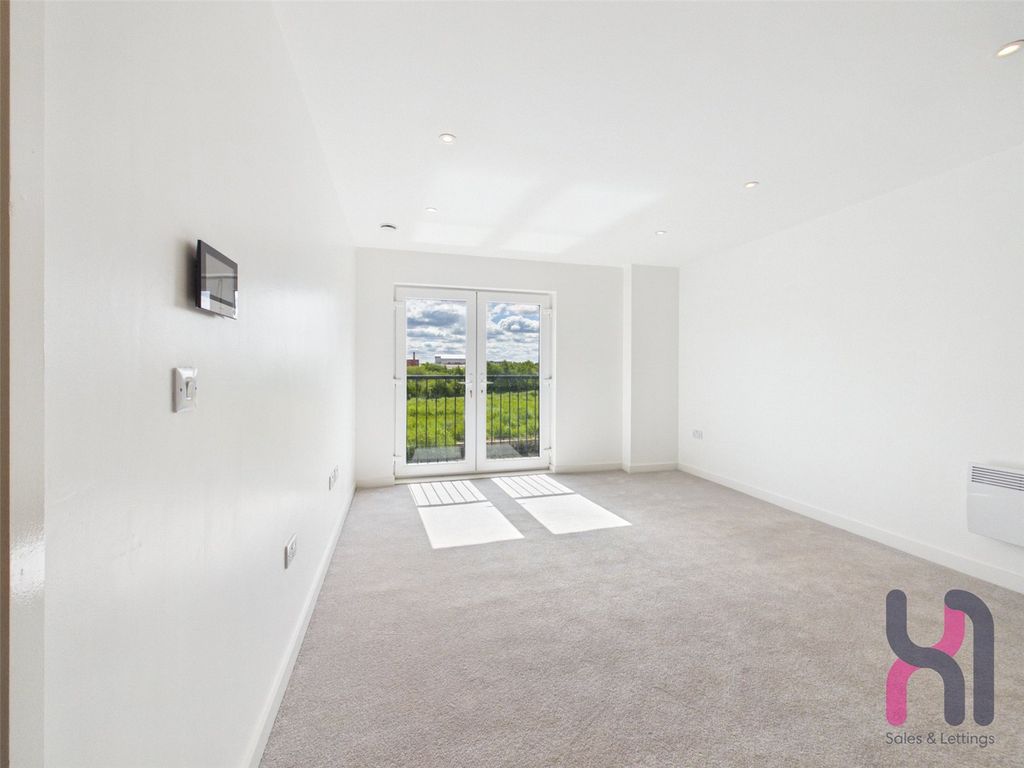 Property photo 2 of 14 Picture No. 09