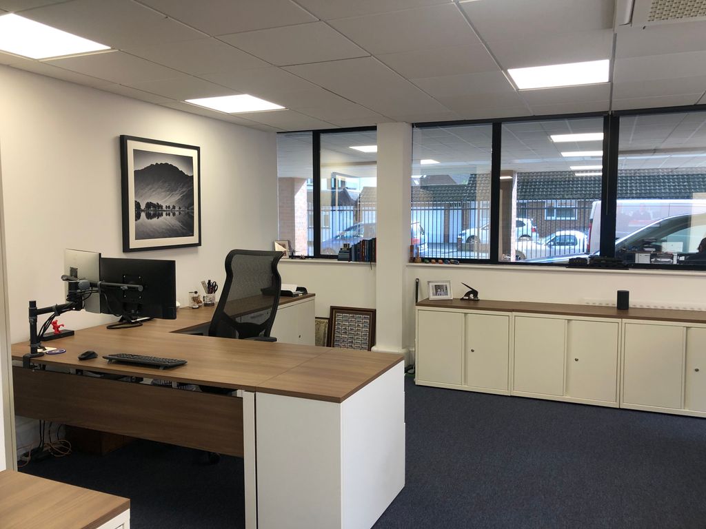 Property photo 3 of 8