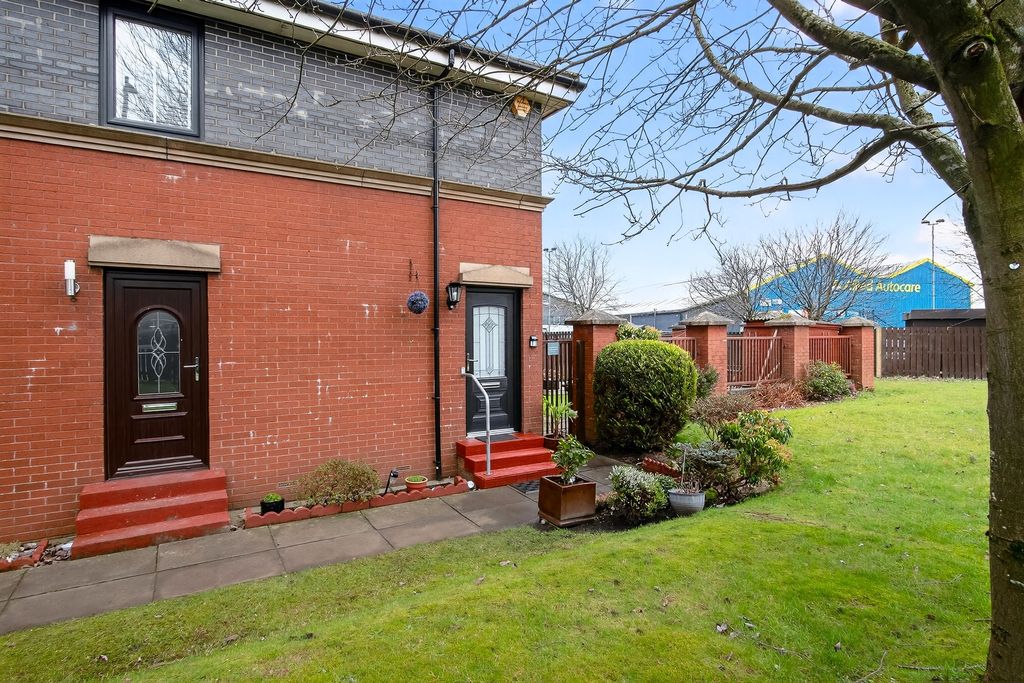 Property photo 1 of 16