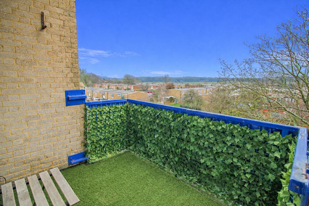 Property photo 3 of 11 Img_1001.Png