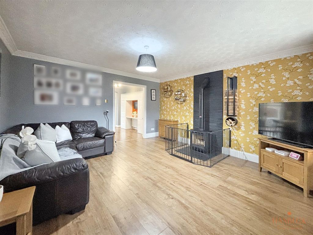 Property photo 2 of 25 Img_3480_Blurred (1).Jpg